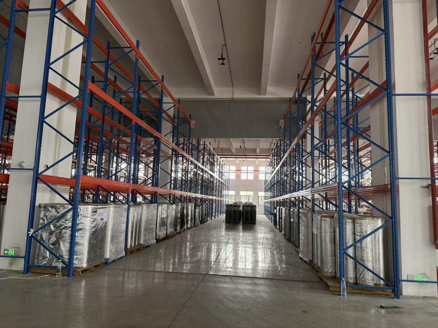 重型货架现场施工视频与安全注意事项